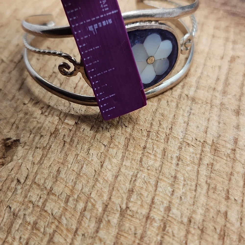 Vintage Alpaca Silver‎ Enameled Flower Cuff Bracelet